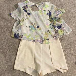 BCBGeneration open back romper size 10 white and floral
